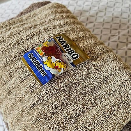 Hotel Dorfkrug Buesum - Guenstige Altbauzimmer Am Oland Экстерьер фото