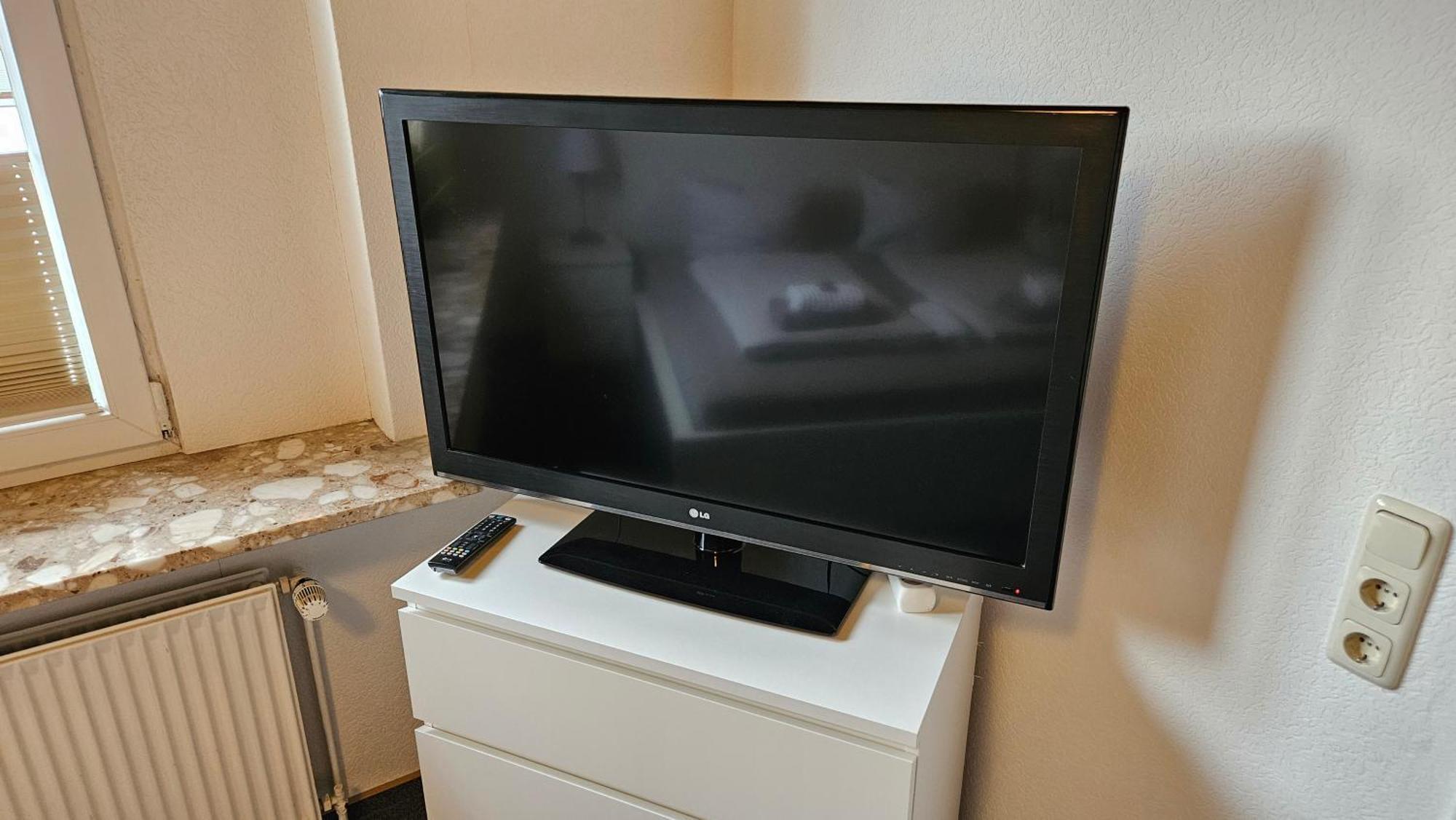 Hotel Dorfkrug Buesum - Guenstige Altbauzimmer Am Oland Номер фото